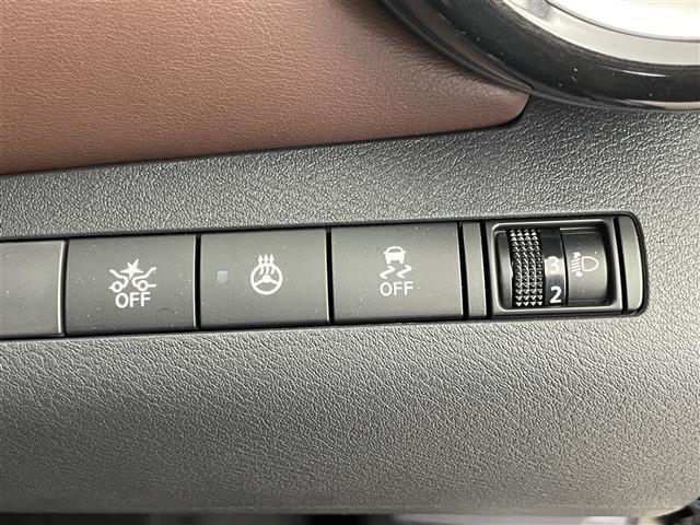 【運転席操作部】快適なドライブを楽しむための機能が装備されています！運転席から触れるので、使いやすいです！除菌プランいれていただくと、さらに清潔で安心していただけます！