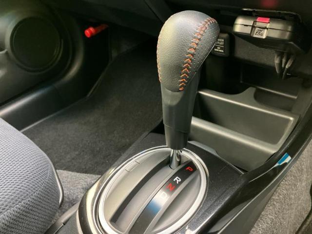 お車に合わせて無料保証以外にも、保証範囲、期間、距離を拡充させた有料保証もご用意しております！中古車の購入が初めてで不安・・・というお客様もご安心ください！