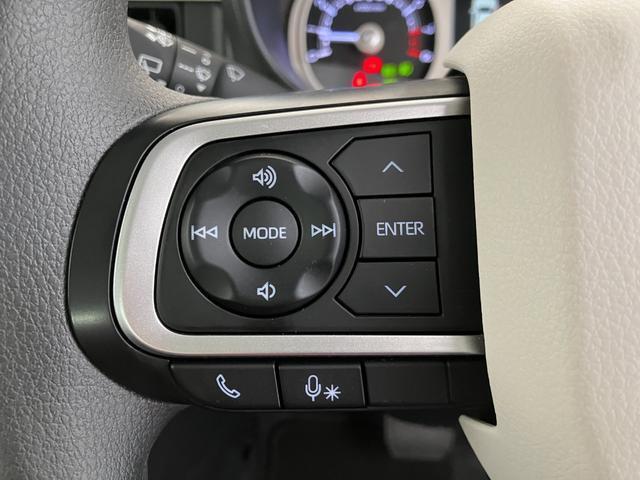 ナビやオーディオなどの操作が手元でできるステアリングスイッチ☆視線を外さず操作できて便利です！