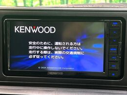 【ナビゲーション】目的地までしっかり案内してくれる使いやすいナビ。Bluetooth接続すればお持ちのスマホやMP3プレイヤーの音楽を再生可能！毎日の運転がさらに楽しくなります！！