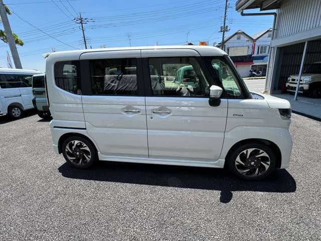 ご購入後のメンテナンスや車検整備、鈑金修理も承ります。アフターフォローもお任せください！