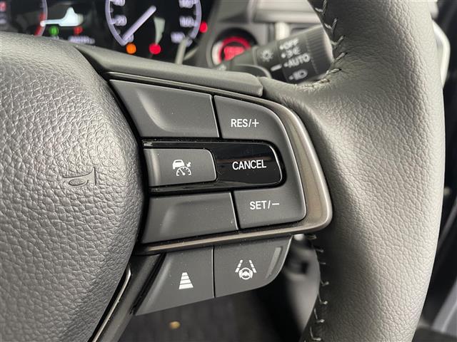 【運転席操作部】快適なドライブを楽しむための機能が装備されています！運転席から触れるので、使いやすいです！除菌プランいれていただくと、さらに清潔で安心していただけます！