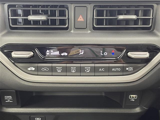 【運転席操作部】快適なドライブを楽しむための機能が装備されています！運転席から触れるので、使いやすいです！除菌プランいれていただくと、さらに清潔で安心していただけます！