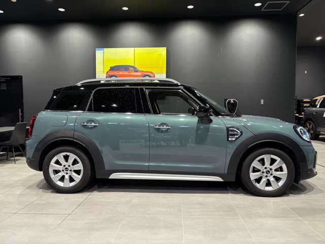 全てのMINIに全国の正規ディーラーでご利用いただける保証をお付けしてご納車させて頂いております。