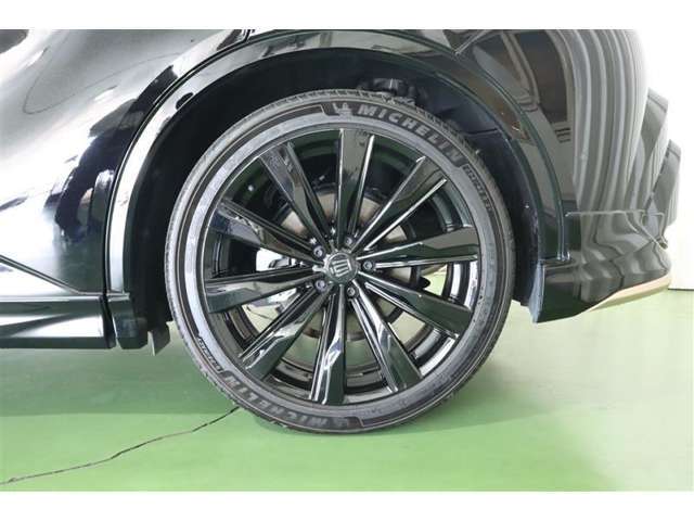 オシャレは足元から！見た目が変われば運転が移動手段から楽しい時間に変わります！