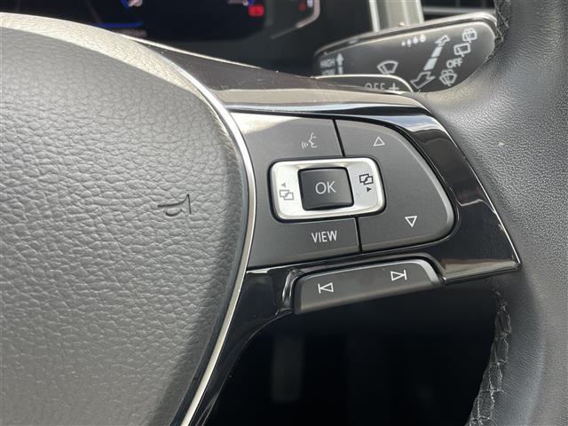 【運転席操作部】『運転席周辺の装備』の画像になります。快適なドライブを楽しむための機能が装備されています！運転席から触れるので使いやすいです！