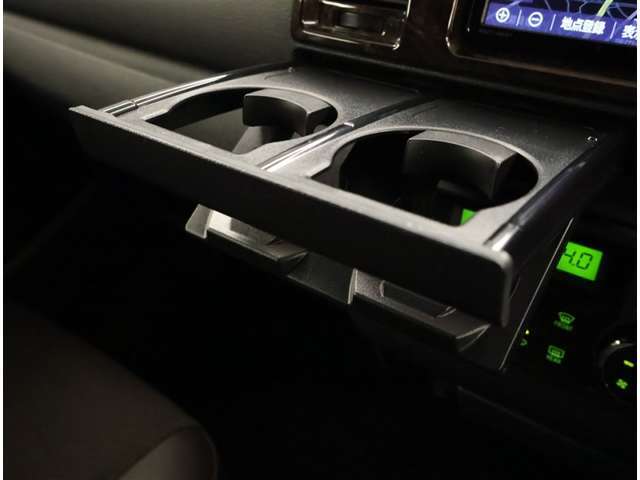 ディ-ラ-は高いとのイメージをお持ちの方まずは御見積を！知ってました？ディ-ラ-は諸費用は明確でしかも安いですよ☆総額表示価格は埼玉県内での諸費用込み価格となります☆今やお車はインターネットで買う時代です