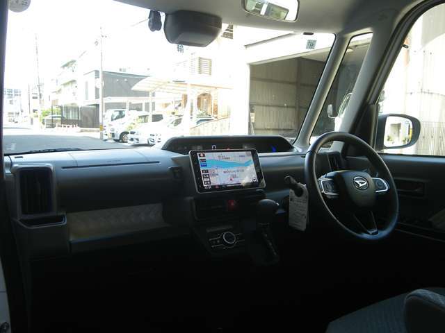 安心のダブルエアバック装備に便利なスマートキー車！