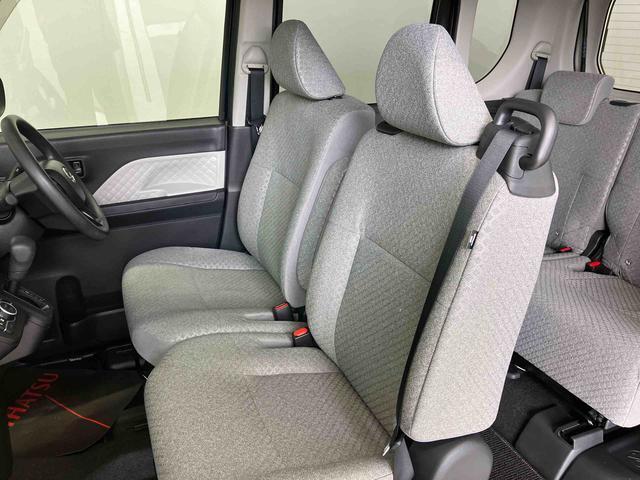 フロントシートです。ゆったり運転ができます。長距離ドライブもラクラク♪♪