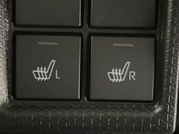 【シートヒーター】寒い日に重宝するシートヒーター！エアコンより早く温まってくれるので寒がりの人も安心ですね♪エアコンの温風は乾燥するから苦手、という方にもをおすすめです。