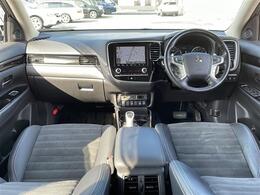 【インパネ全体】全方位で視界が広く、高い目線で運転もしやすいです！