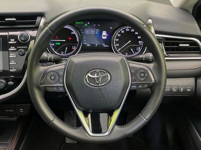 【ステアリングスイッチ】運転中、前方から目線をそらすことなく、オーディオ等の操作が可能な便利機能！安心＆快適なドライブを演出してくれます♪