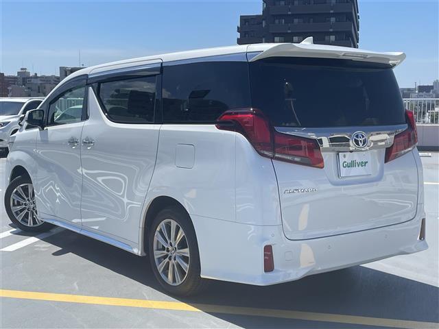 ガリバーグループでは主要メーカー、主要車種をお取り扱いしております。全国約460店舗の在庫の中からお客様にピッタリの一台をご提案します。