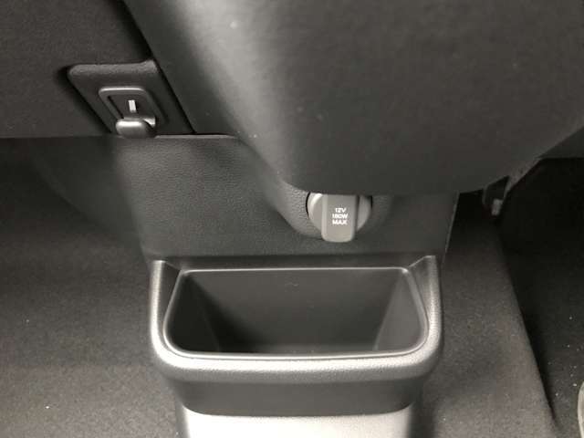 小物収納もこのような形でバッチリあります！！