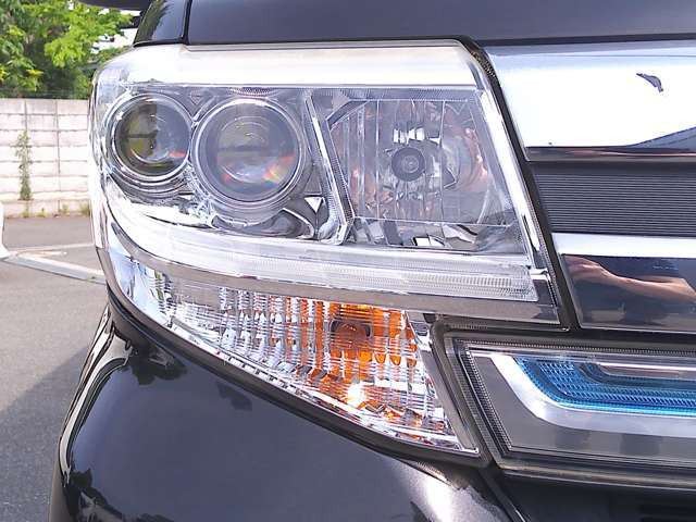 気になる車両などあれば、すぐにお問合せ下さい！右のカーセンサー専用ダイヤルからお電話いただくとスタッフがご質問にお答えいたします。