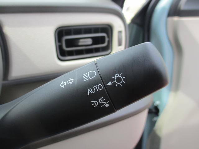 【オートライトシステム】車外の光の量を感知して、日没後やトンネル内で自動的にヘッドライトが点灯します♪エンジン停止でライトも消灯されるので、消し忘れの心配もありません♪
