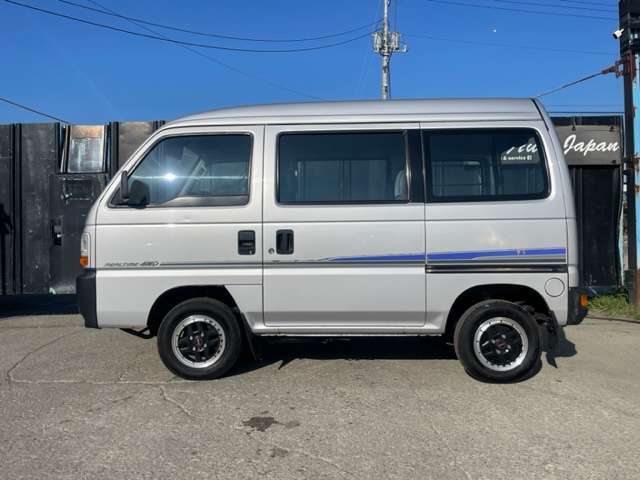 普通乗用車からスポーツカーまで幅広い車種を取扱しております！店頭にないお車、欲しかったあの車がない等もお任せください☆全国のオークション会場からお探しいたします☆