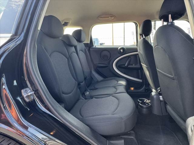 店頭ではBUDDICA PHOENIX（バディカフェニックス）のグッズ、選べるフリードリンクを準備してお待ちしております♪無料査定いつでも実施中★予約いただくとスムーズです★