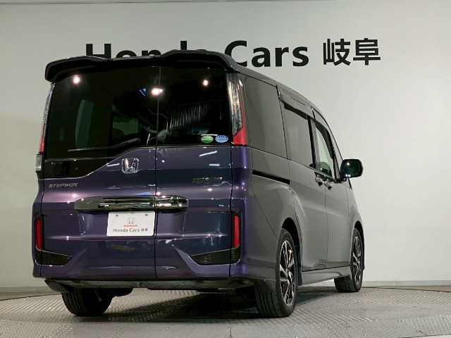 【点検整備】ご納車時には納車点検実施いたします。指定交換部品（エンジンオイル、オイルエレメント、ワイパーゴム）新品交換致します。その他必要交換部品は点検時交換致します。