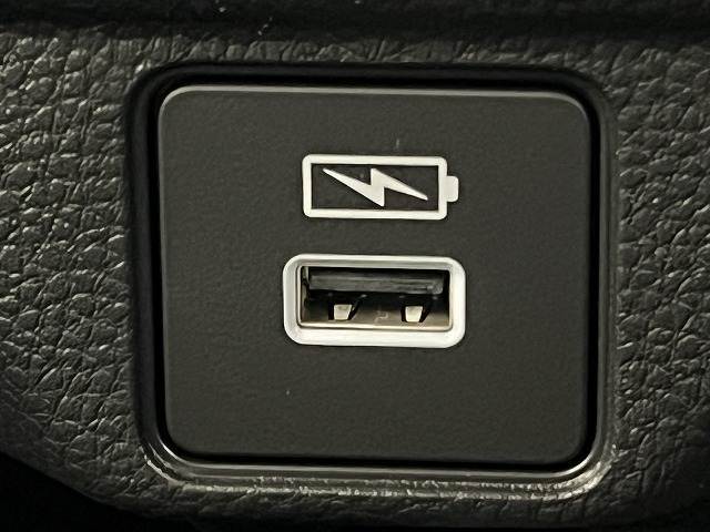 遠方販売もお任せ下さい。弊社御成約の6割が遠方のお客様です！日本全国どちらにでもお車の販売・ご納車が可能でございます。