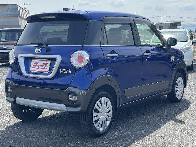 内装はルームクリーニング（室内清掃）後の納車となります♪♪除菌と消臭のメニューもご用意しております。プロスタッフがまごころ込めて仕上げます！！