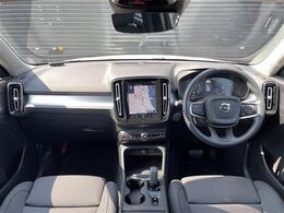 LIBERALAは、輸入車選びの新たなスタイルを提案するインポート・セレクト・ブランドです。オーナー様となる方がクルマから直接感じる感性を第一にした、最良の一台との出会いをコーディネートいたします。