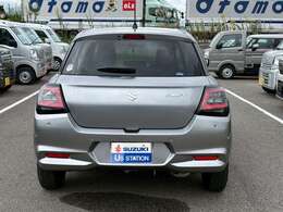 お買い得車から、人気の中古車。弊社総展示台数300台！豊富な在庫からお客様にぴったりの1台をお探しいたします。