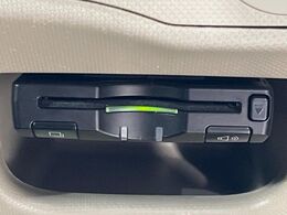 【ETC】高速道路の料金所をストレスなく通過！話題のスポットやサービスエリアに多い「スマートIC」利用時は必須のアイテムです。当店でセットアップを実施、ご納車当日からすぐにご利用いただけます！