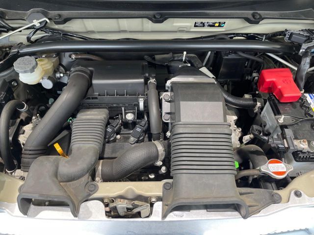 親切・丁寧な専門メカニックスタッフが応対！・車検・点検整備・事故等の修理などアフターサービスも安心。お車のカスタマイズもネクステージのサービススタッフまでご相談ください！