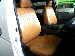 ハーツ　シートカバー　キャメル！