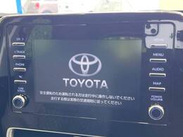【7インチ　ディスプレイオーディオ】大画面のディスプレイはAppleCarPlayやAndroidAutoが利用可能。大きな画面でスマホナビアプリ等が利用いただけます♪