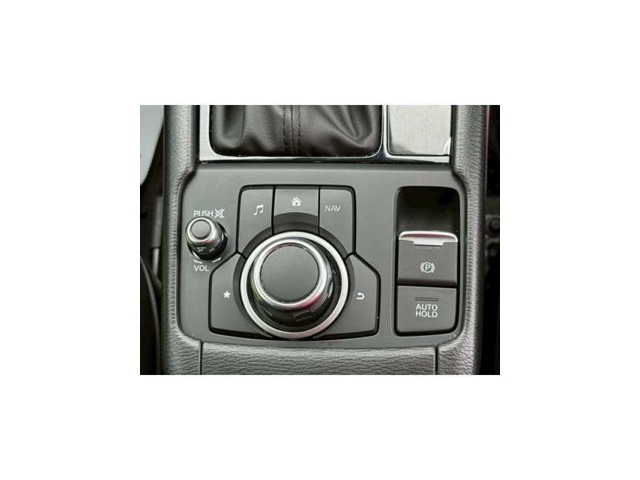 ☆自社工場ございます☆車はメンテナンスが大事です。でも壊れる事もございます。壊れたら嫌な気分になりますが、治ったらいい気分に変わりますよね。自社工場での納車前整備。納車後整備お任せください。