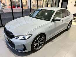 【展示場について】九州エリア最大級の展示場常時30台以上のBMWを展示しております。入庫する予定車両やNET掲載が間に合っていない車両も御座いますので是非一度お問い合わせ下さい。