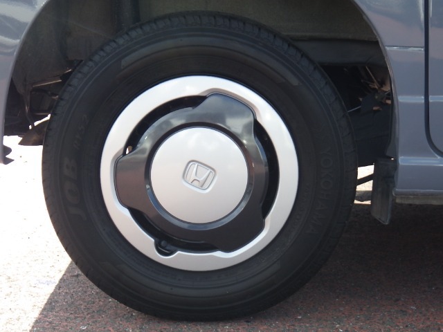 ★スチールホイール★価格もお求めやすく、衝撃に強いスチールホイール！