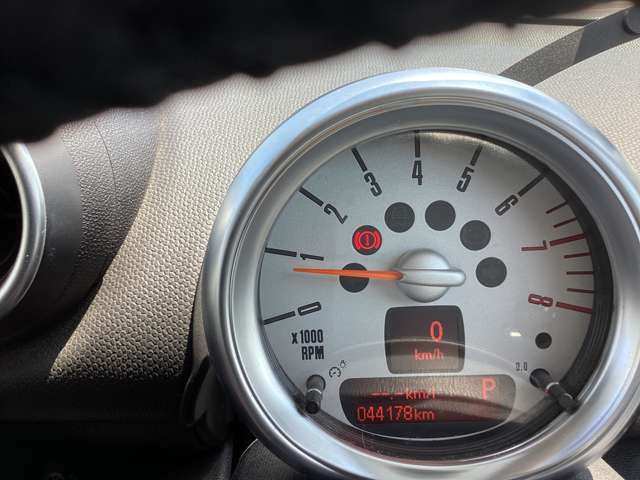 メーター部分の写真になります。