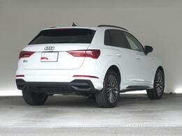 当店はアウディジャパン販売の取扱車両でしたら、どちらの店舗のお車でもお取り寄せ可能です。