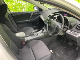 「この車の写真をもっと見たい」「状態が気になる」「この装備はついている？」どんな小さな疑問でもお気軽にお問い合わせください！