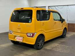 当店は安心のJUメンバーショップ！！JUでの仕入れや下取り車など展示しております☆（JU＝社団法人日本中古自動車販売協会連合会）