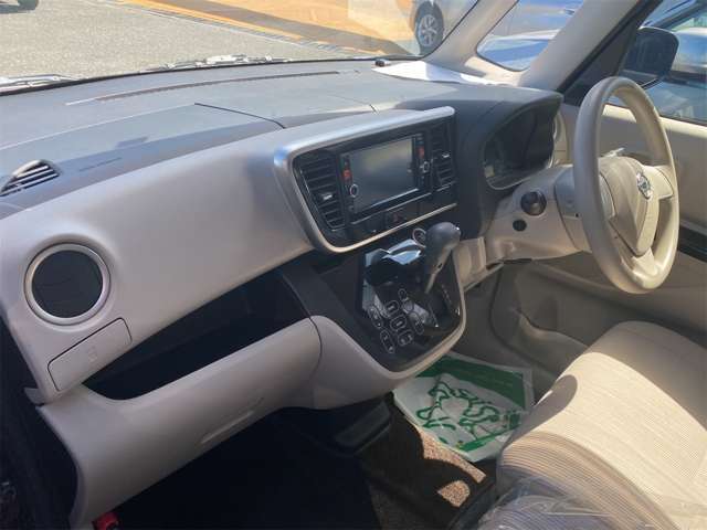 助手席側のシート