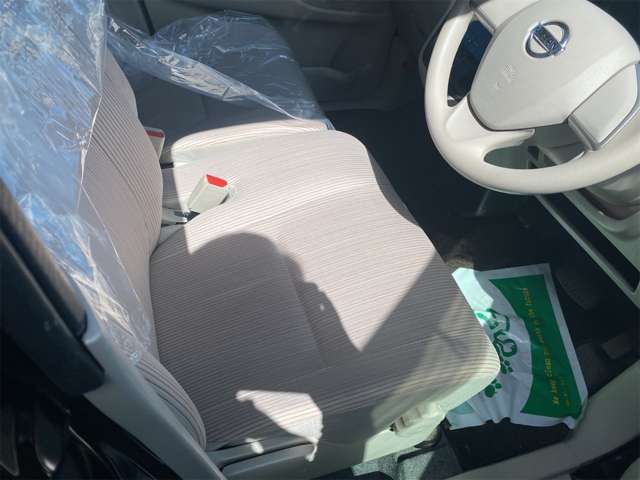 運転席側です