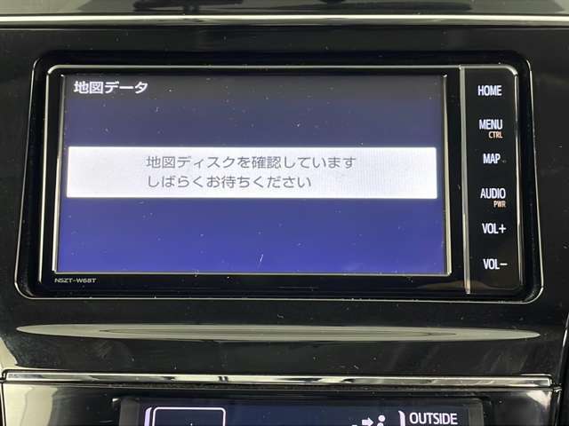 ◆商談ルームには「キッズスペース」を完備しています。DVD、ブロック、絵本、おままごとセット。お子様連れでも、ゆっくりとお車をお選びいただけます