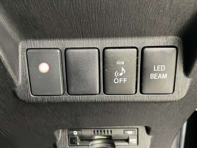 ◆最新ナビ（フルセグ・ワンセグ・DVD再生）もご案内。カロッツェリア・アルパイン・イクリプスのナビを取扱しておりバックカメラ（バックモニター）後席モニター（フリップダウンモニター）の取付も可能です。