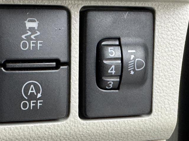 【運転席操作部】快適なドライブを楽しむための機能が装備されています！運転席から触れるので、使いやすいです！除菌プランいれていただくと、さらに清潔で安心していただけます！