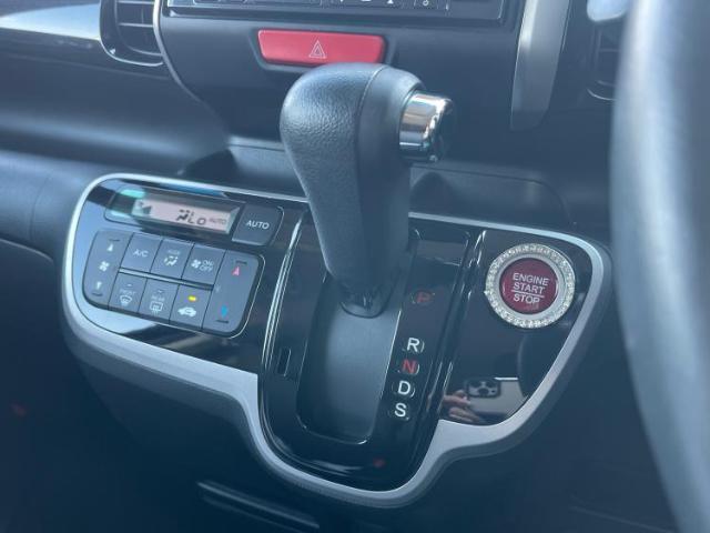お車に合わせて無料保証以外にも、保証範囲、期間、距離を拡充させた有料保証もご用意しております！中古車の購入が初めてで不安・・・というお客様もご安心ください！