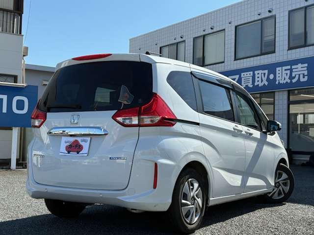 令和4年式！走行1.8万キロ！修復歴なし！