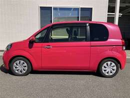 片側スライドドアです。