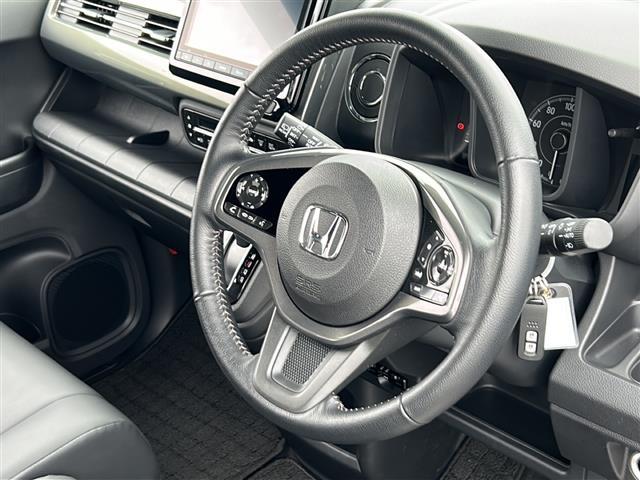 店舗にて現車の確認もいただけますので、お電話で在庫のご確認の上、是非ガリバー黒部店までご来店くださいませ！！！