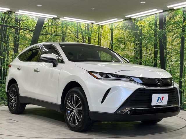 大好評のボディコーティング「弾スプラッシュコート」もご納車までに施工可能。通常のガラスコートと異なる、耐久年数6年の無機質ガラスコーティングが、ボディをキレイな状態に保ってくれます。