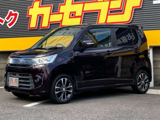 弊社は、九州運輸局の認証工場を併設しており、エンジンオイルやタイヤ等の交換作業はもちろん、点検車検から修理も承ります！国家試験に合格したプロの整備士が、国産車から外車まで丁寧に幅広く対応します！