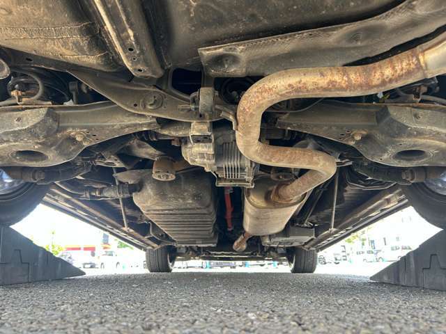 当社で整備の車両には4ヶ月の消耗品も含む無料保証と最長5年走行無制限の延長保証をオプションでご用意☆遠方のお客様はお近くのディーラーにて保証修理をお受けできます♪